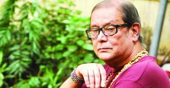 রাষ্ট্র কি একজন কবিকে ভালো রাখার সম্পূর্ণ দায়িত্ব নিতে পারে না?