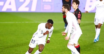 Vinicius rescues late point for Madrid