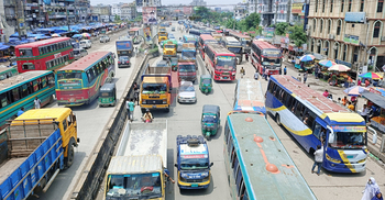 বাড়তি ভাড়ায় যান চলছে ঢাকা-চট্টগ্রাম মহাসড়কে