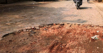 ৪০০ কোটি টাকা আয়ের রাস্তাটিই জোড়াতালির