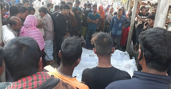 6 of a family killed in road accident