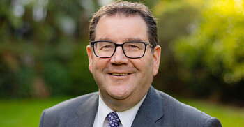 New Zealand PM names finmin Robertson as new deputy PM