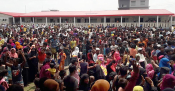 মাসে ৫ হাজার টাকা ভাতা চান ভাসানচরের রোহিঙ্গারা