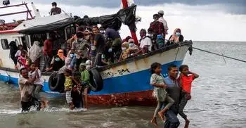 Dozens of Rohingya migrants feared drowned off Malaysia coast