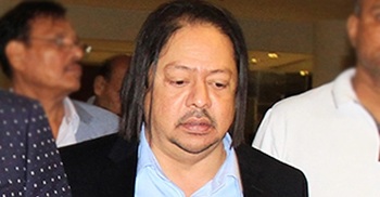 Police arrest Ron Haque Sikder upon his arrival home