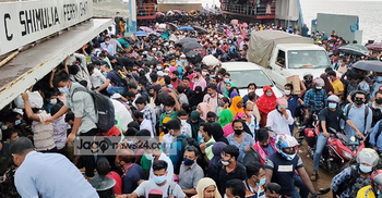 শিল্পকারখানা খোলার খবরে শিমুলিয়ায় জনস্রোত