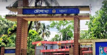 ধর্ষণের অভিযোগে বাবার বিরুদ্ধে মেয়ের মামলা