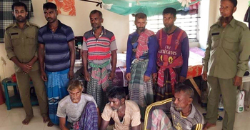 মধু বানাতে সুন্দরবনে ১৫ বস্তা চিনি নিয়ে গিয়েছিলেন তারা