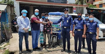 ৬১ লাখ টাকা ফেরত দেয়া সেই সজিব পেলেন সততার পুরস্কার