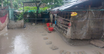সাতক্ষীরায় তিন দিন ধরে বৃষ্টি, নিম্নাঞ্চল প্লাবিত