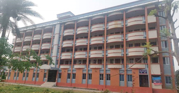 রাজেন্দ্র কলেজের হোস্টেল থেকে বাদ পড়লো মোশাররফ-আফসানার নাম