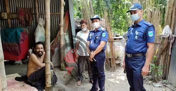 শিকলবন্দি সেই শাহিনের পাশে দাঁড়াল প্রশাসন, দেবে চিকিৎসা