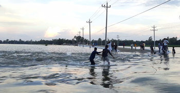 বন্যার পানির নিচে শেরপুর-জামালপুর মহাসড়ক