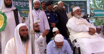সারাদেশে ৫৬০টি মডেল মসজিদের নির্মাণ কাজ চলছে : ধর্ম প্রতিমন্ত্রী