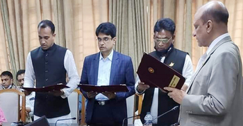 শপথ নিলেন শরীয়তপুরের তিন পৌর মেয়র