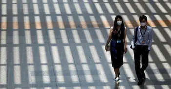 Singapore reports 931 new coronavirus cases