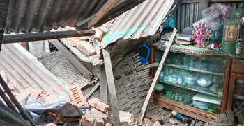 কক্সবাজারে দেওয়াল ধসে শিশুসহ আহত ৫