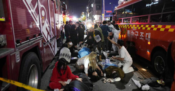 Crowd crush kills 151 at Seoul Halloween festivities
