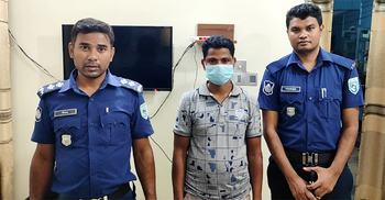 ছাগল চুরির অভিযোগে দুই শিক্ষার্থীকে গাছে বেঁধে নির্যাতন