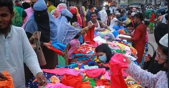 Eid shopping goes on ignoring coronavirus risk