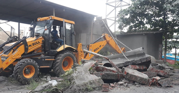 সোনারগাঁয়ে ১৪ বিঘা জমি দখল করলেন হাজী সেলিম, অবশেষে উদ্ধার অভিযান