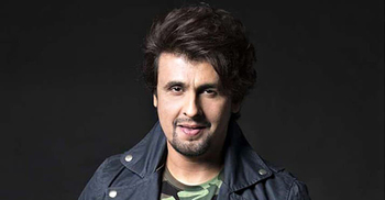 করোনার ভয়ে দেশে ফিরছেন না সনু নিগম