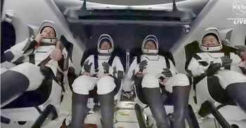 NASA SpaceX crew splashes down in Gulf of Mexico