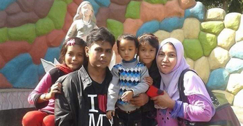 দূর প্রবাসে থাকলেও ভালোবাসার ঘাটতি ছিল না কাজলের সংসারে