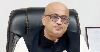 Wife accuses Murad of assaults