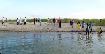 পদ্মার চর যেন মিনি পর্যটনকেন্দ্র