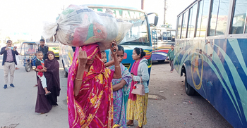 সুনামগঞ্জে পরিবহন ধর্মঘটে যাত্রীদের ভোগান্তি চরমে