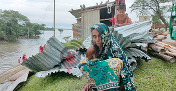 সুনামগঞ্জে বন্যায় ৪৫ হাজার ঘরবাড়ির ক্ষতি