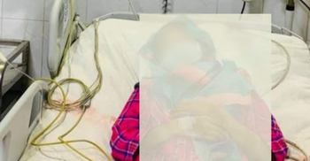 বখাটের হাত থেকে বাঁচতে স্কুলছাত্রীর বিষপান