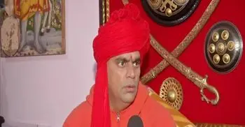 Cow urine, dung can treat Coronavirus: Hindu Mahasabha President