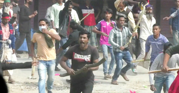 ঘাটাইলে নৌকার প্রার্থীসহ পরিষদ ভবনে হামলা