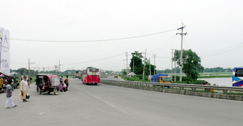 ঢাকা-টাঙ্গাইল মহাসড়ক ফাঁকা