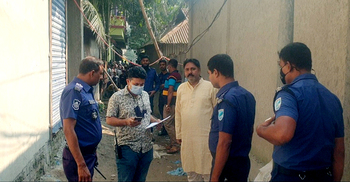 কলেজের সামনে থেকে কিশোরীর গলাকাটা মরদেহ উদ্ধার