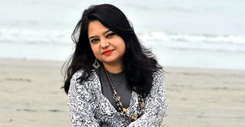 খুনিকে খুনি বলুন বেশ্যা নয়