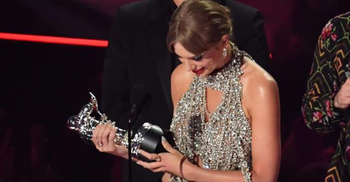 Bad Bunny, Taylor Swift lead MTV Video Music Awards