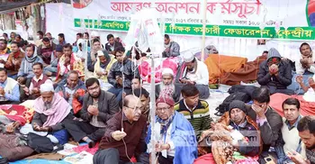 Teachers call off hunger strike after PM’s assurances