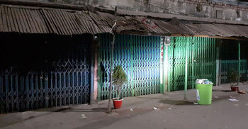 টেকনাফে ১৫ বাড়ি-দোকান লকডাউন