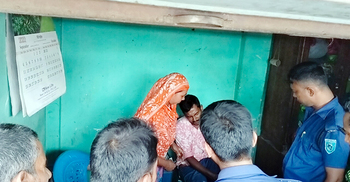 শিশুর শ্লীলতাহানির অভিযোগে চা দোকানিকে গণপিটুনি