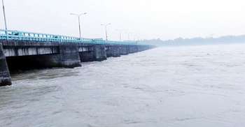 তিস্তায় ভেসে এলো তরুণীর লাশ