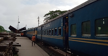 ঢাকা-নারায়ণগঞ্জ রুটে চালু হলো ট্রেন