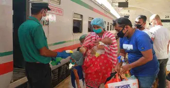 11 pairs of passenger trains resume operation