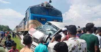 Case filed over Mirsharai train accident