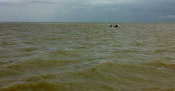 সুনামগঞ্জে যাত্রীবাহী ট্রলার ডুবি