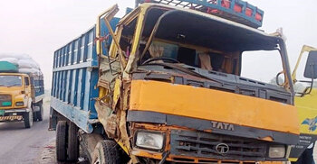 3 workers killed as 2 truck collide in Narayanganj