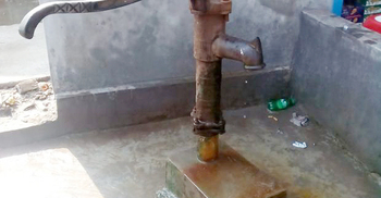 নামছে স্তর, সুপেয় পানির সঙ্কটে শায়েস্তাগঞ্জবাসী