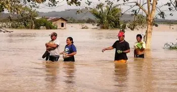 Christmas typhoon kills 13 in Philippines